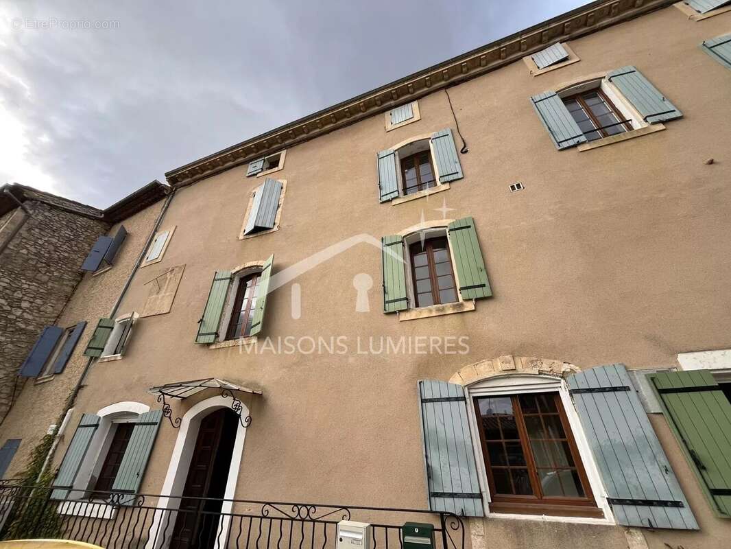 Appartement à SAINT-SATURNIN-LES-APT