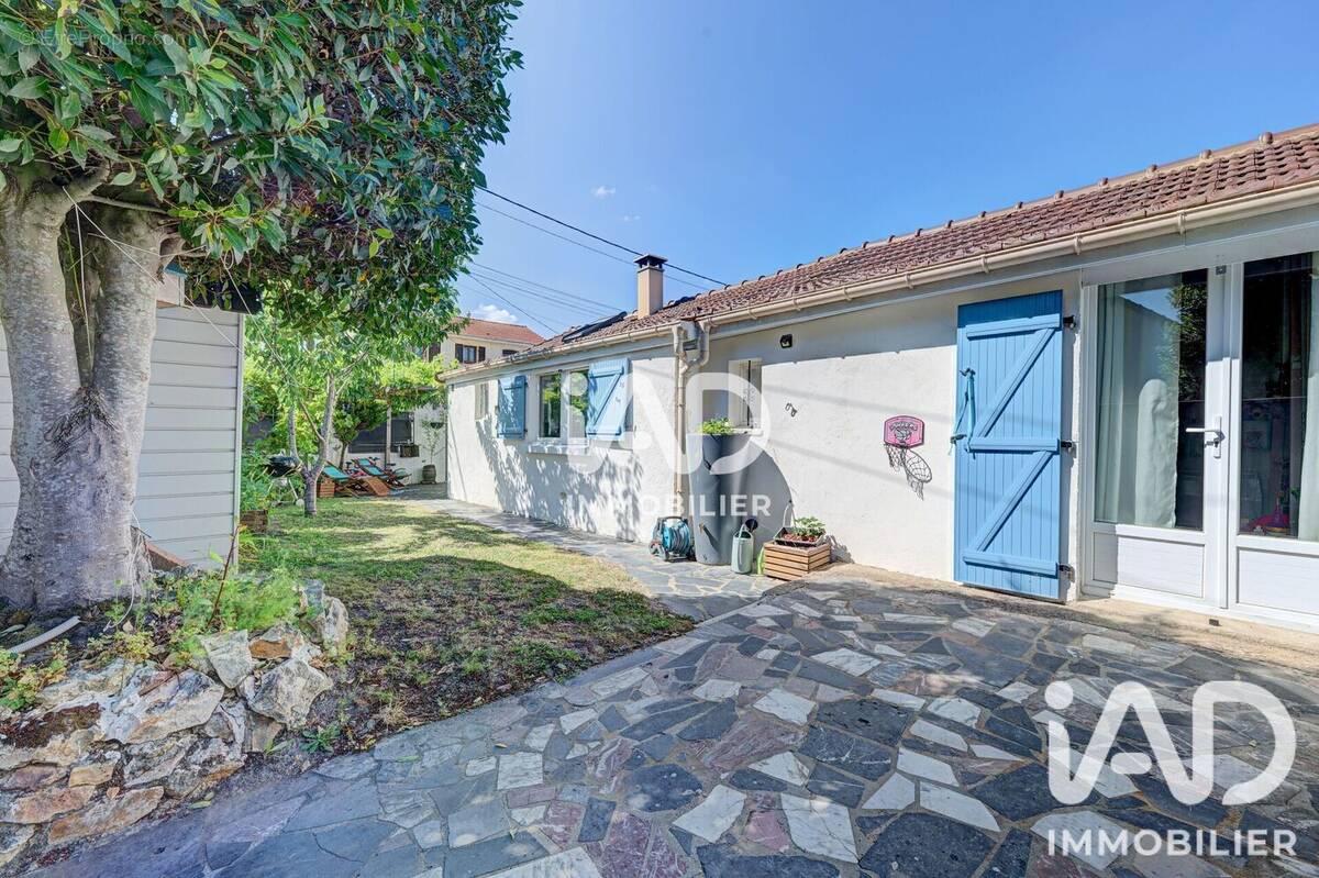 Photo 1 - Maison à VILLIERS-SUR-MARNE
