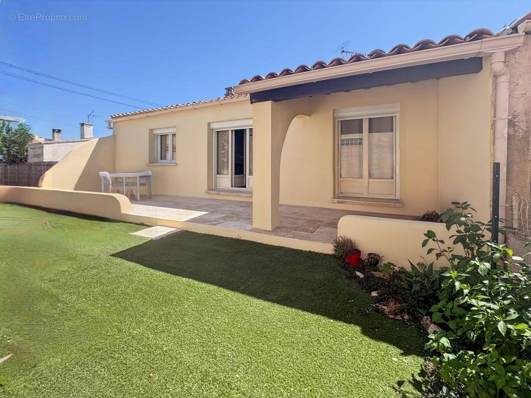 Maison à ROGNAC
