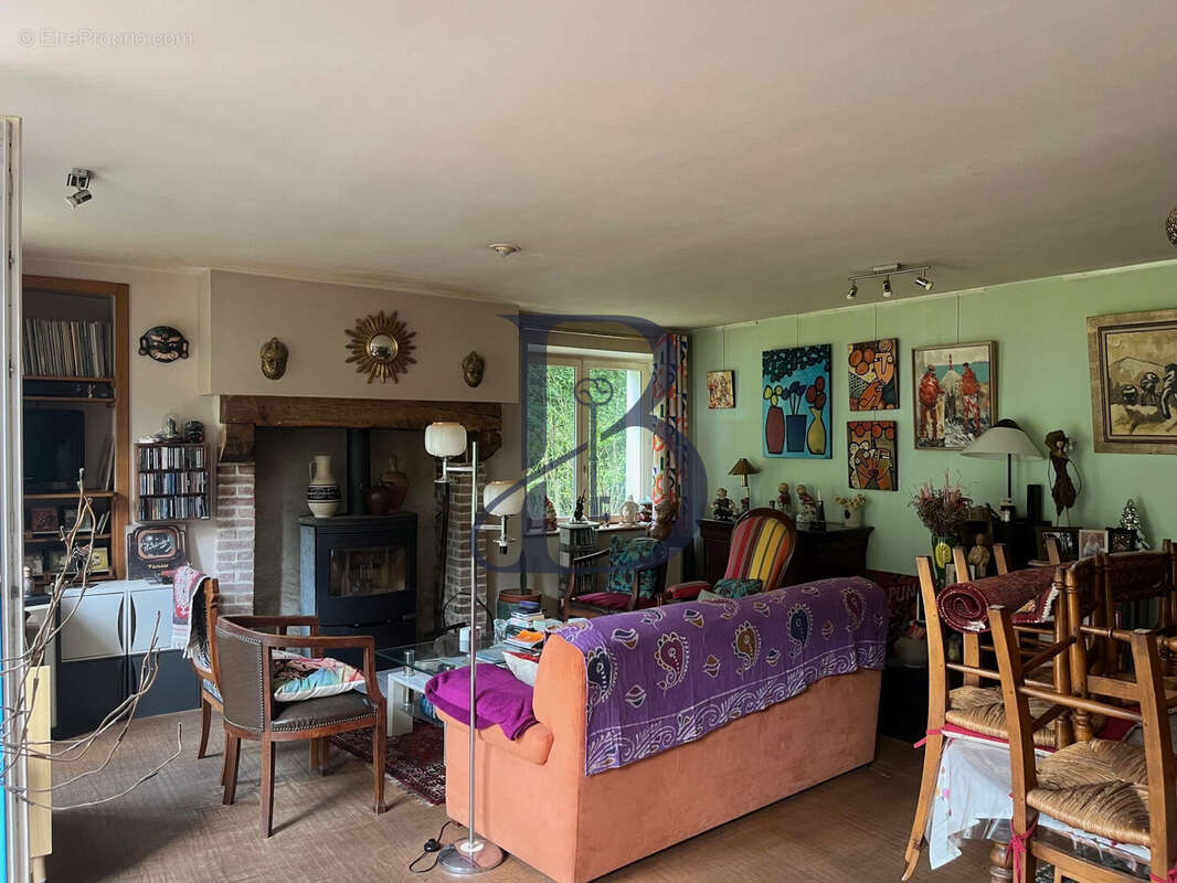 Maison à BRICQUEVILLE-SUR-MER