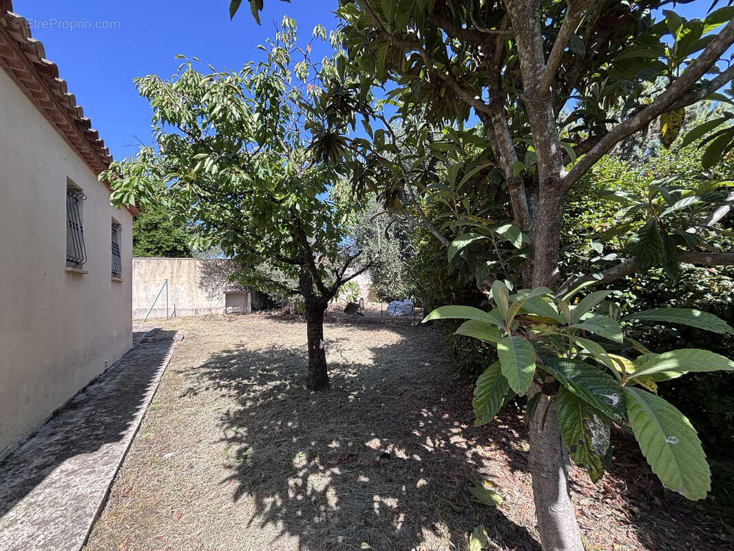 Maison à VILLETELLE
