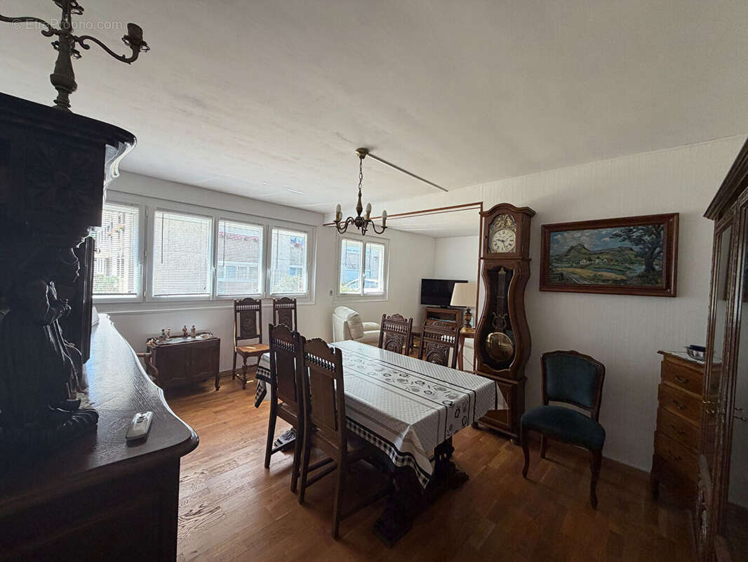 Appartement à CAUDEBEC-LES-ELBEUF