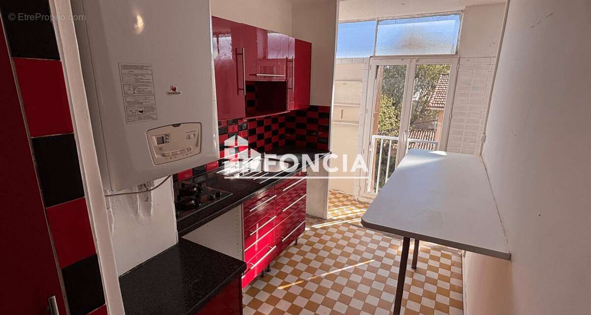 Appartement à MARSEILLE-15E
