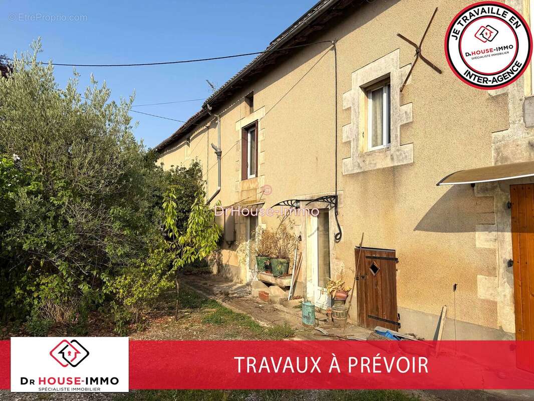 Maison à NEUVILLE-DE-POITOU