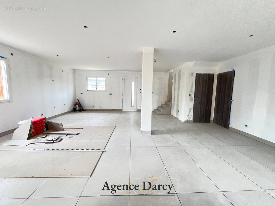 Maison à NUITS-SAINT-GEORGES