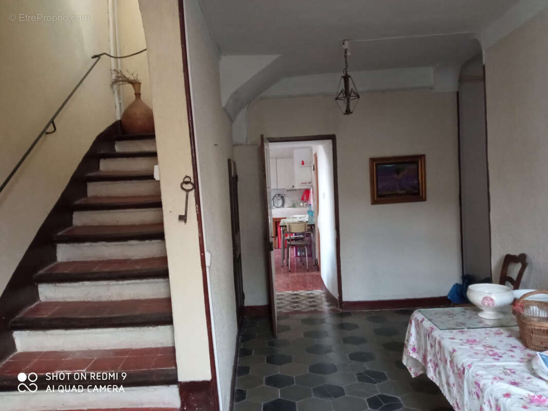 Maison de maître du XVIIe siècle à rénover - 250m2 - terrasse panoramique - 10 Pièces - 7 Chambres - photo 17