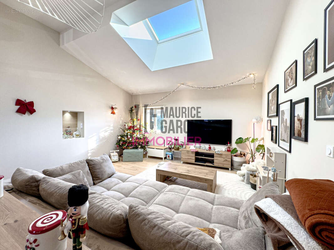 Maison à JONQUIERES