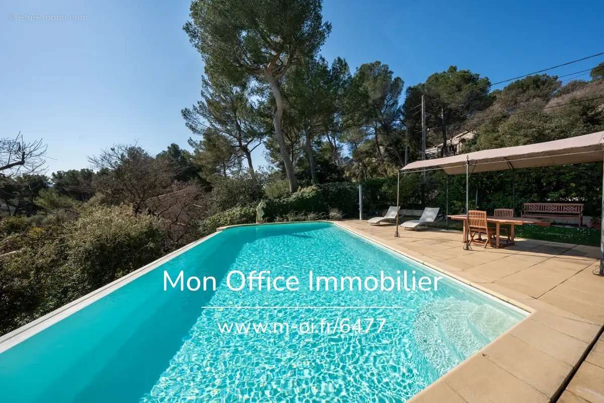 Maison à BOUC-BEL-AIR