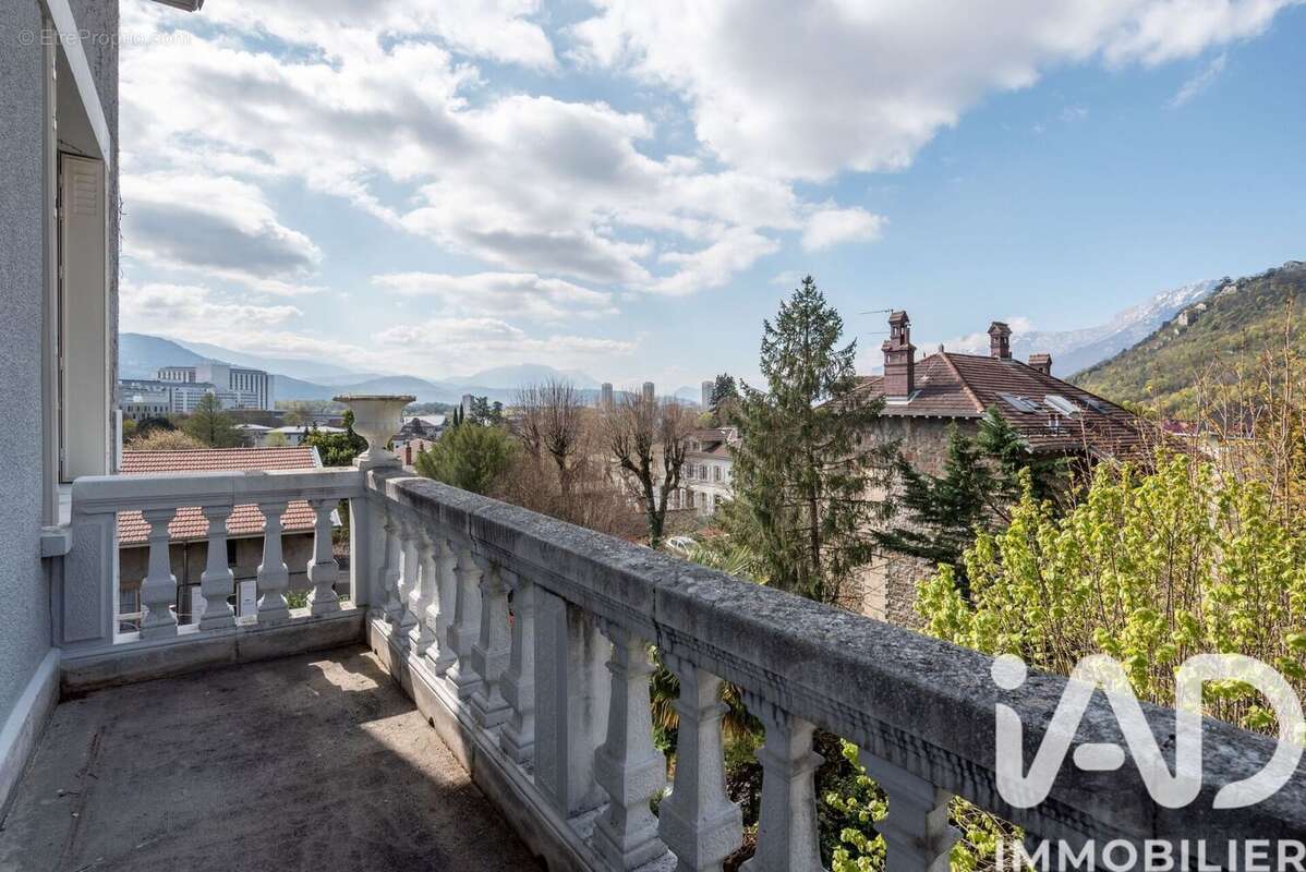 Photo 8 - Maison à LA TRONCHE