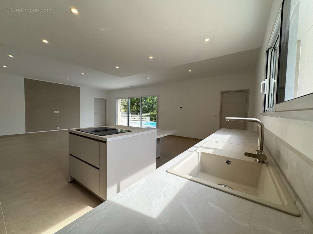 Maison à vendre 5 pièces ALES (30) - photo 10
