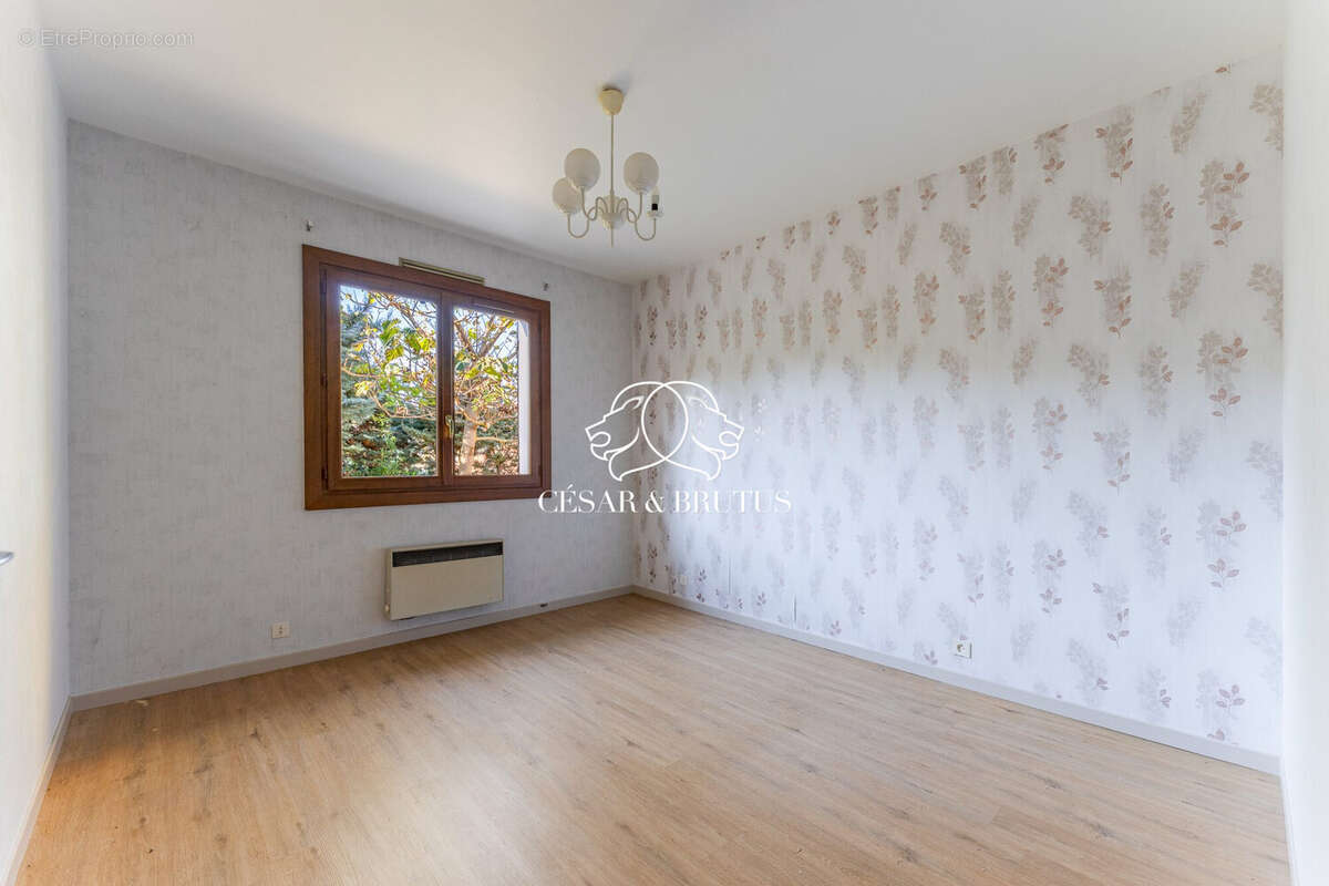 Maison à SAINT-ROMAIN-AU-MONT-D'OR