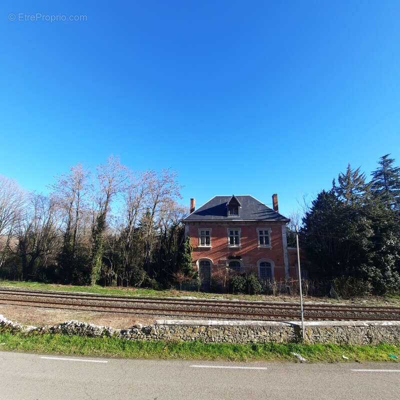 Maison à BOUCOIRAN-ET-NOZIERES