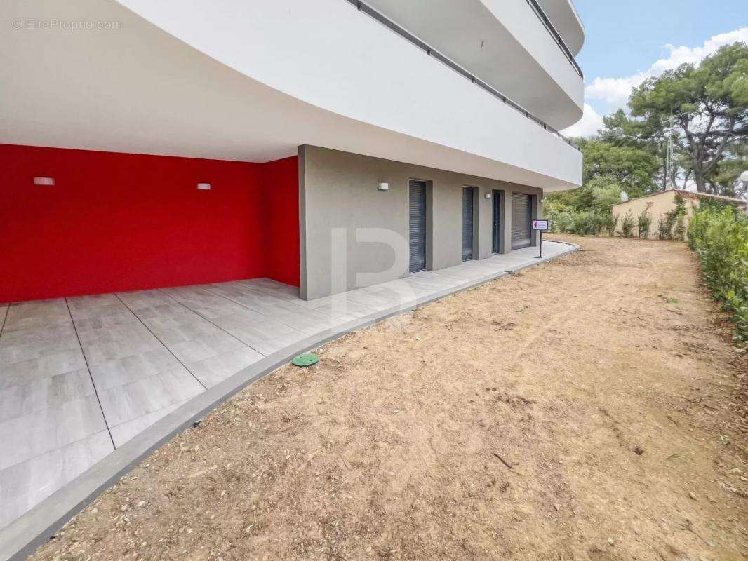 Appartement à VILLENEUVE-LOUBET