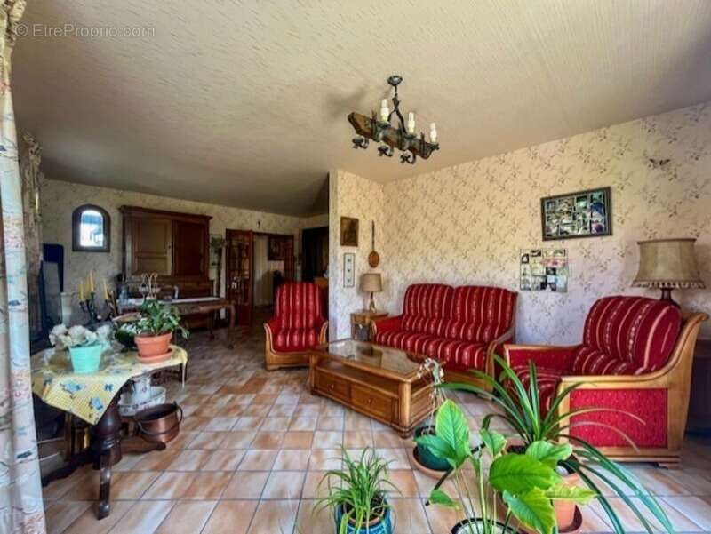 Maison à AIRVAULT