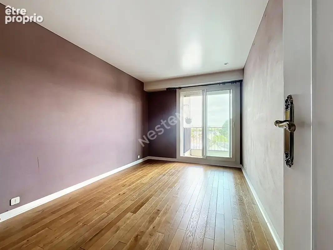 Nantes Rond-Point de Rennes - Appartement T3 de 78m2 / magnifique vue / traversant / 2 terrasses / garage et cave / - photo 9