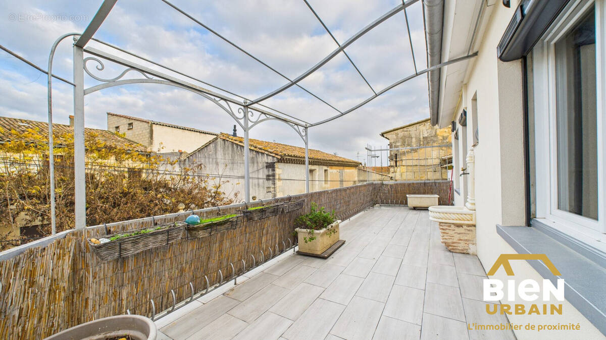 Maison à BELLEGARDE