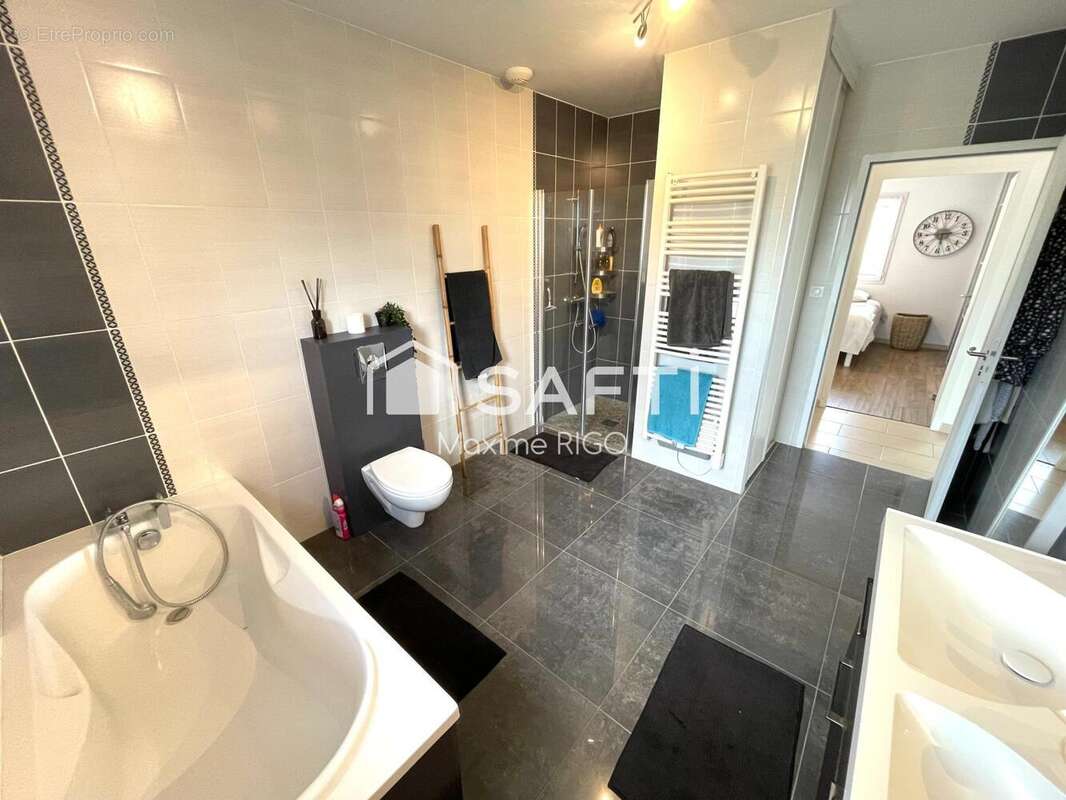 Photo 9 - Maison à VIRAZEIL