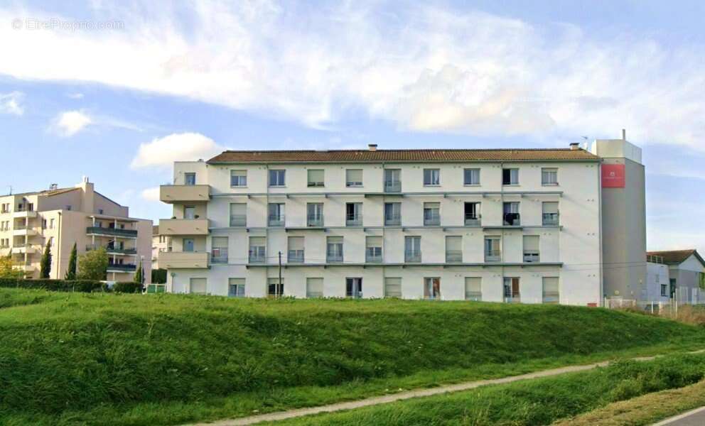INVESTISSEMENT LOCATIF  Cornebarrieu  Résidence d'Affaires Appart'City Confort Toulouse Aéroport Cornebarrieu 2  7,92 % de re - photo 10