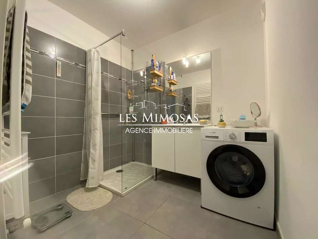 Appartement à FREJUS