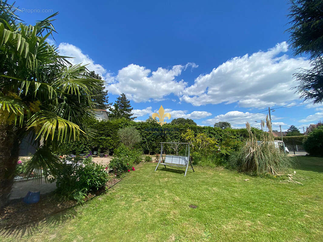 Maison à ORRY-LA-VILLE