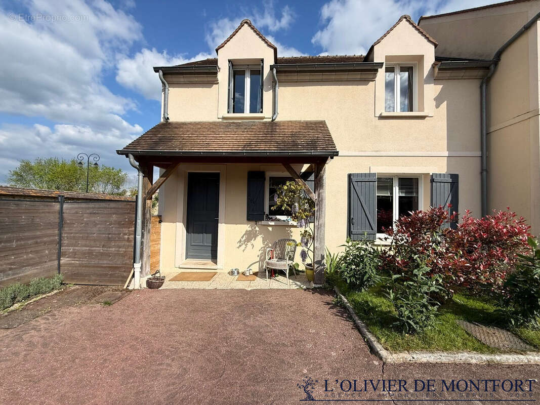 Maison à MONTFORT-L'AMAURY