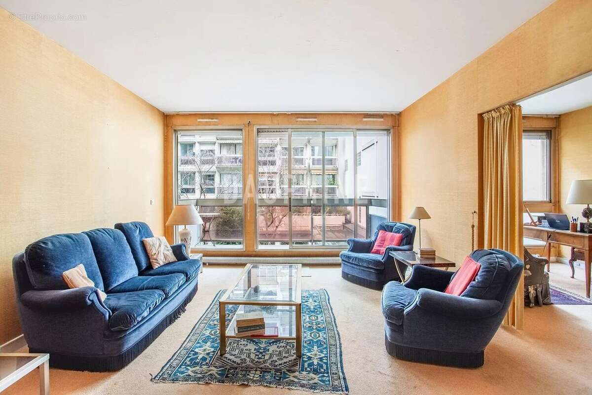Appartement à PARIS-6E