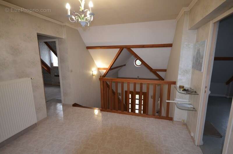 Maison à COULOMMIERS