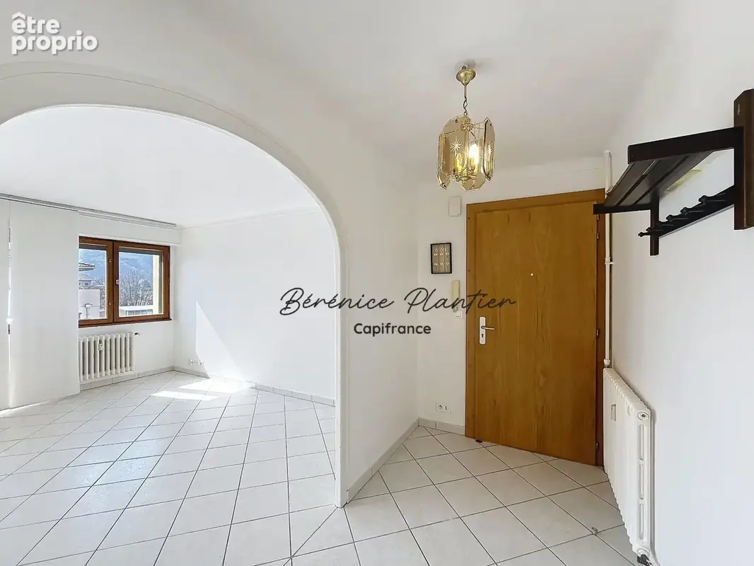 ANNEMASSE – Au calme -Grand T3 lumineux de 79,53 m² avec balcon, cave et garage en option - photo 2