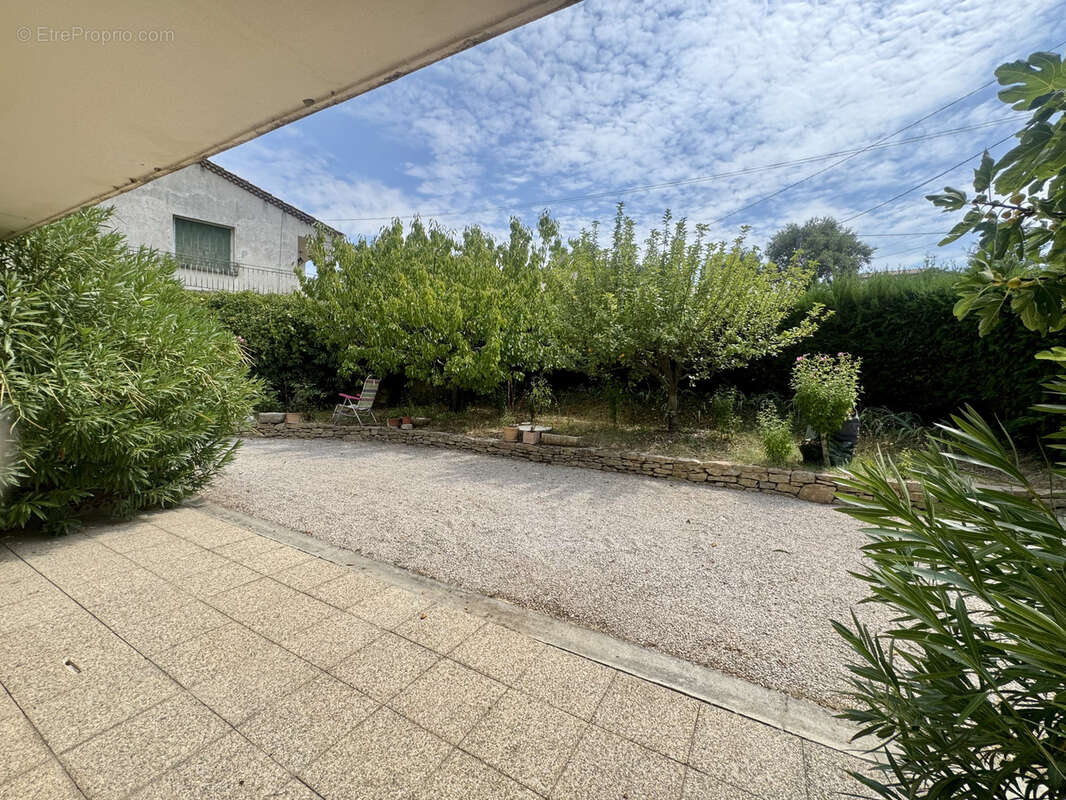 Villa au cœur de Vaison, comprenant 2 habitations et 2 garages - photo 24