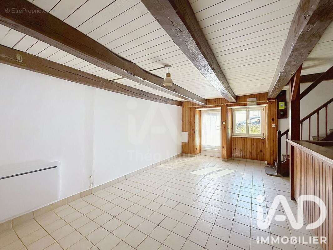 Maison 153 m² à Le Temple-De-Bretagne  - photo 4