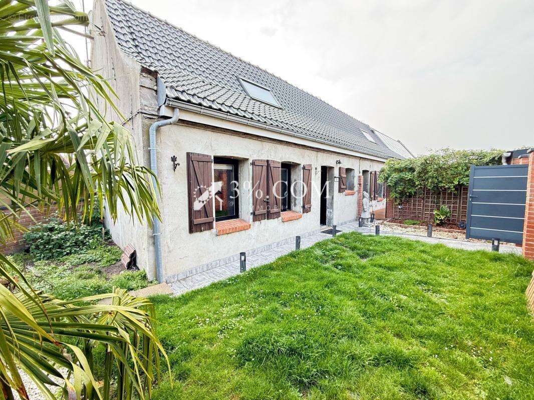 Maison à RAIMBEAUCOURT