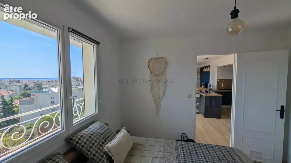 3 Pièces rénové - Vue Mer - Garage - Calme total - photo 10