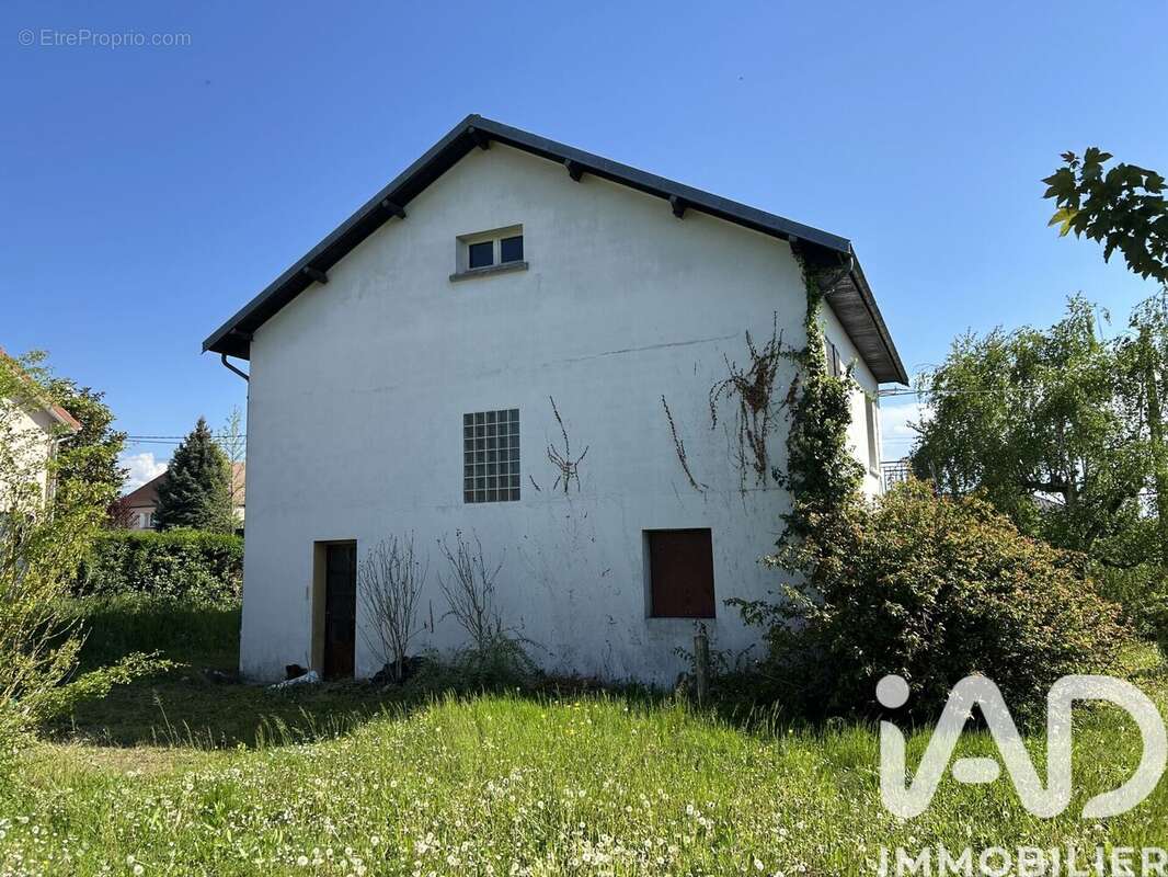 Photo 2 - Maison à CREUZIER-LE-VIEUX