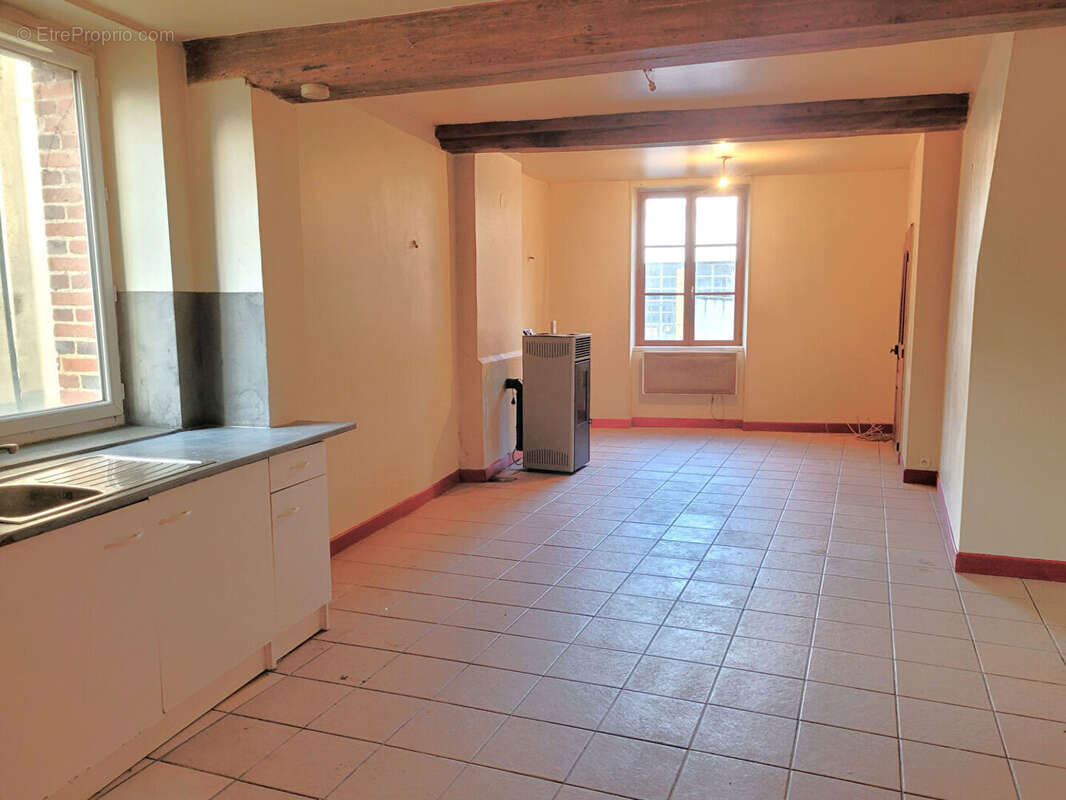 Appartement à TOUCY