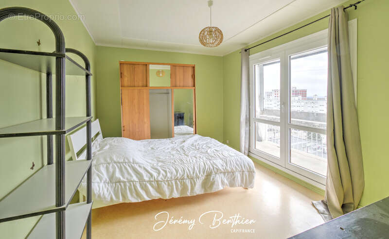 Appartement à RILLIEUX-LA-PAPE