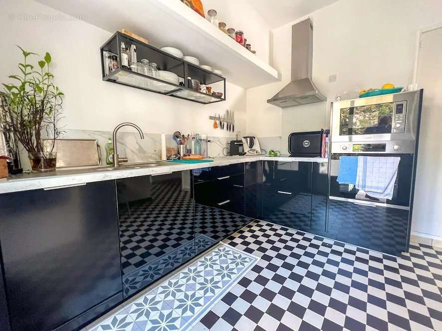 Appartement à LE CANNET