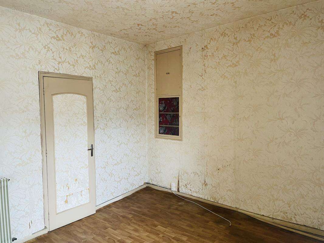 Appartement à ANGERVILLE