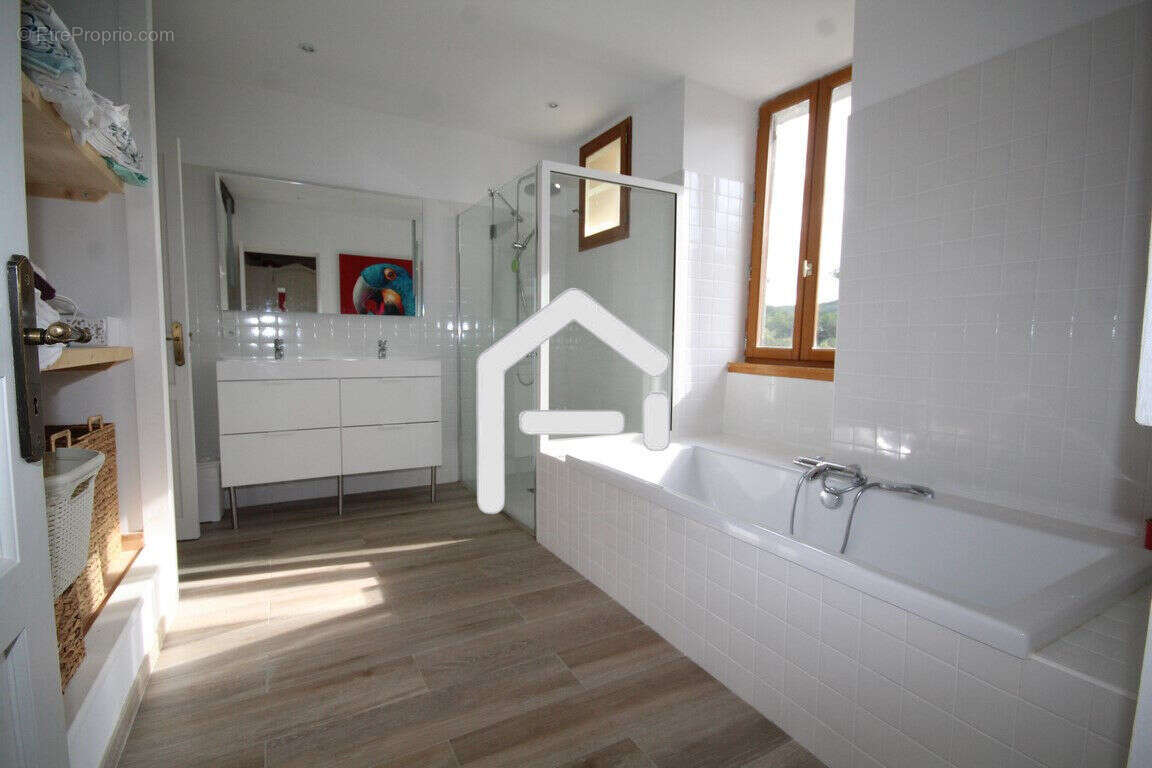 Maison 300 m² à Varilhes  - photo 6