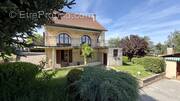 Maison à DOLOMIEU