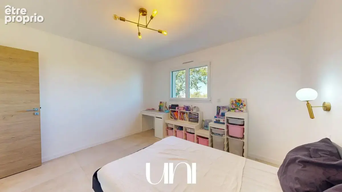 Maison 5 pièces de 135 m2 avec belle hauteur sous plafond - photo 25