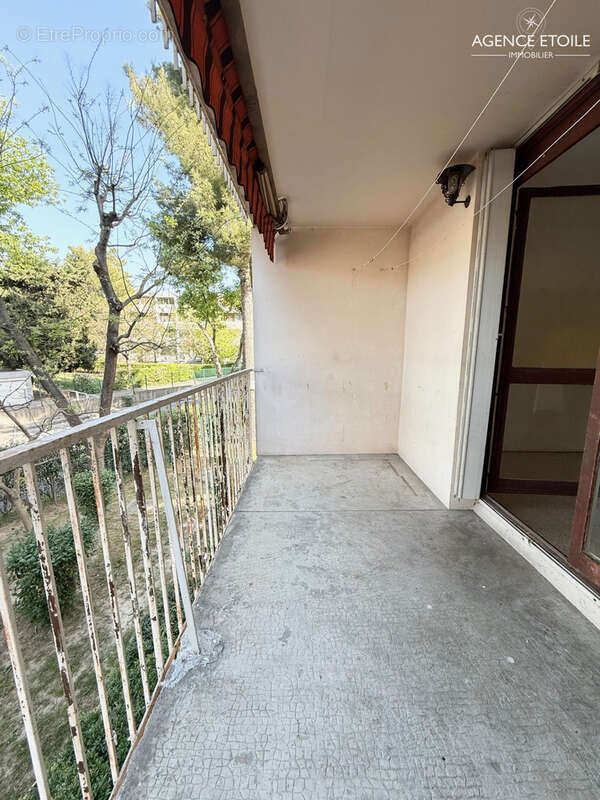 Appartement à MARSEILLE-12E