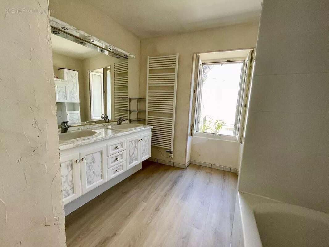 Appartement à BUZANCAIS