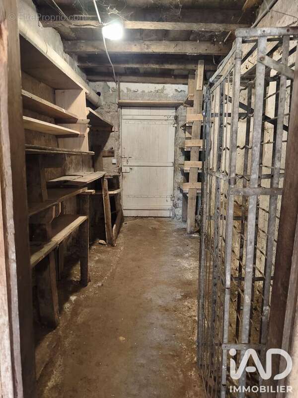 Maison 165 m² à Saint-Martial-Sur-Isop  - photo 7