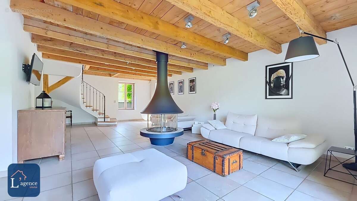Maison à VANZY