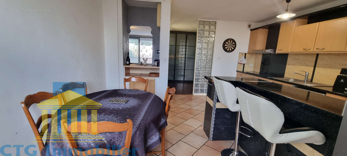 Appartement à MARSEILLE-10E