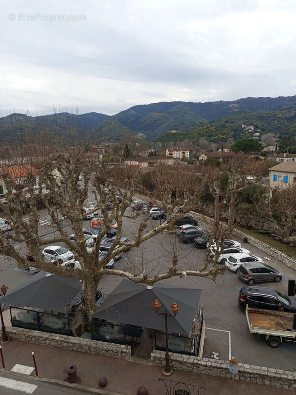 Appartement à PEGOMAS