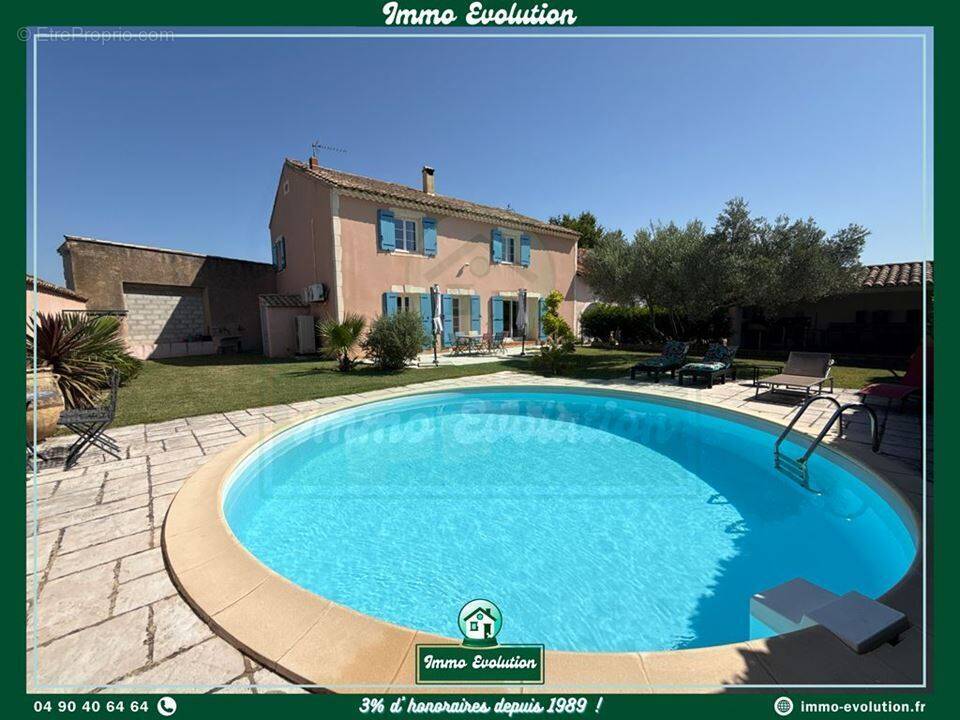 Maison à CAMARET-SUR-AIGUES
