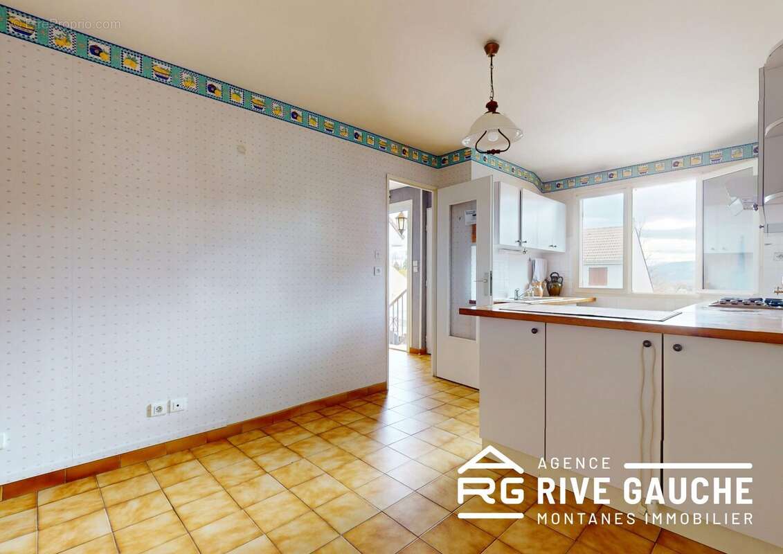 Maison à LE PEAGE-DE-ROUSSILLON