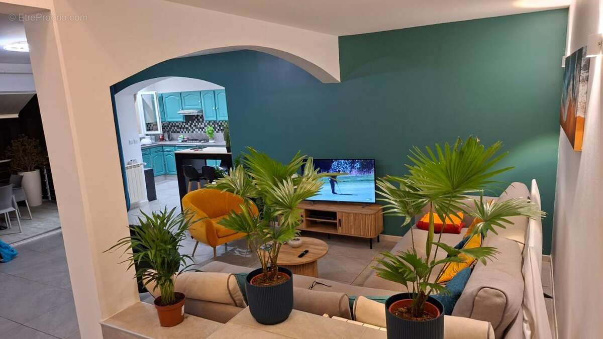 Maison à SEPTEMES-LES-VALLONS