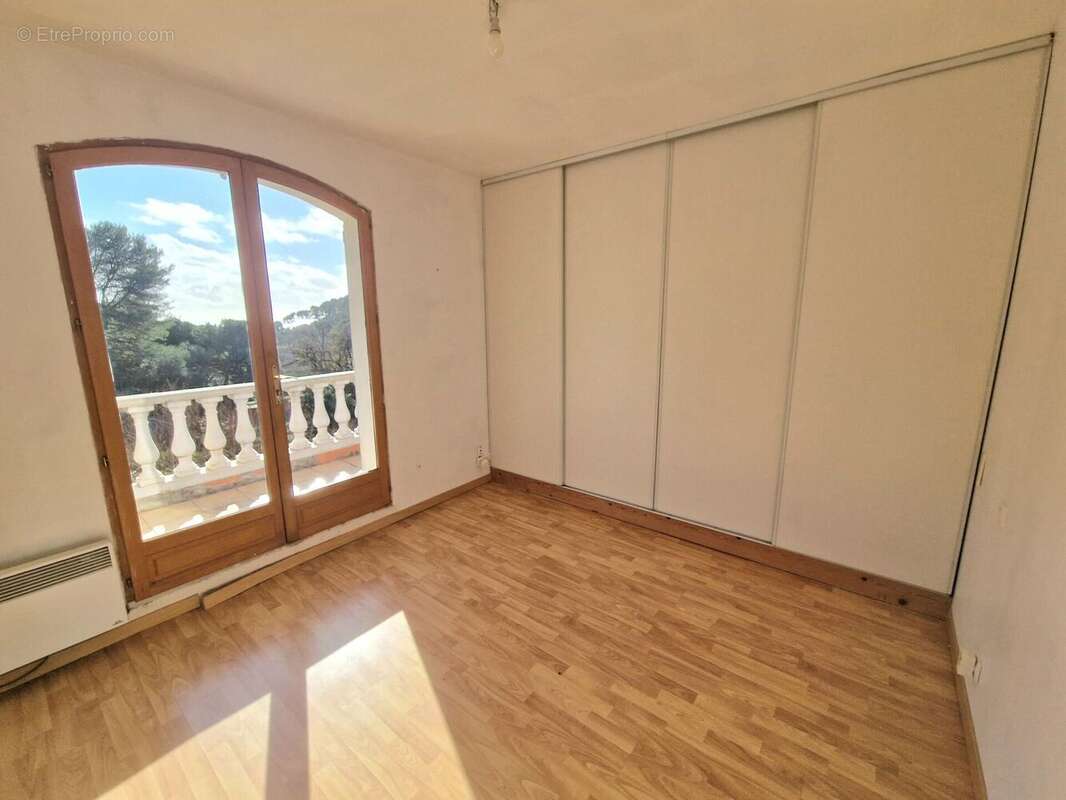 Photo 9 - Maison à CARQUEIRANNE